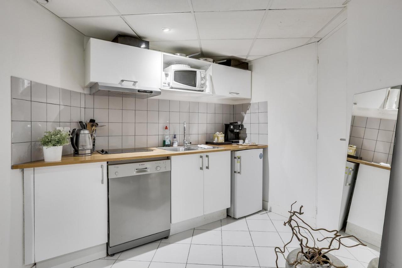 Triplex In Boulevard De Magenta By Guestready Lejlighed Paris Eksteriør billede